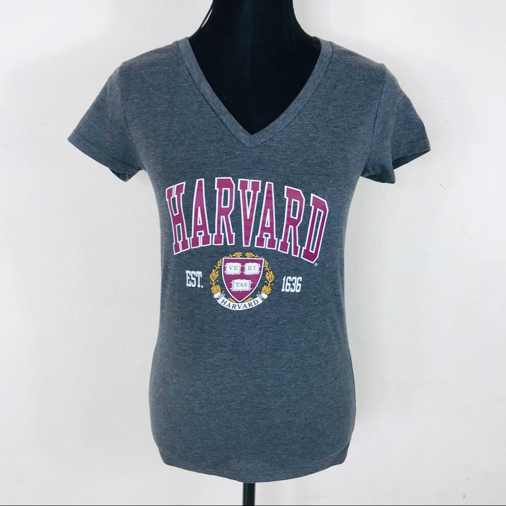 Harvard Women’s V Neck T Shirt Size Small